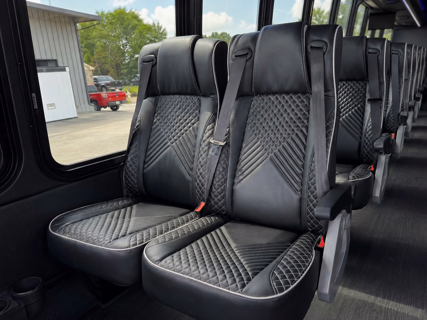 jackson prom venues your bus can drop you off at in style