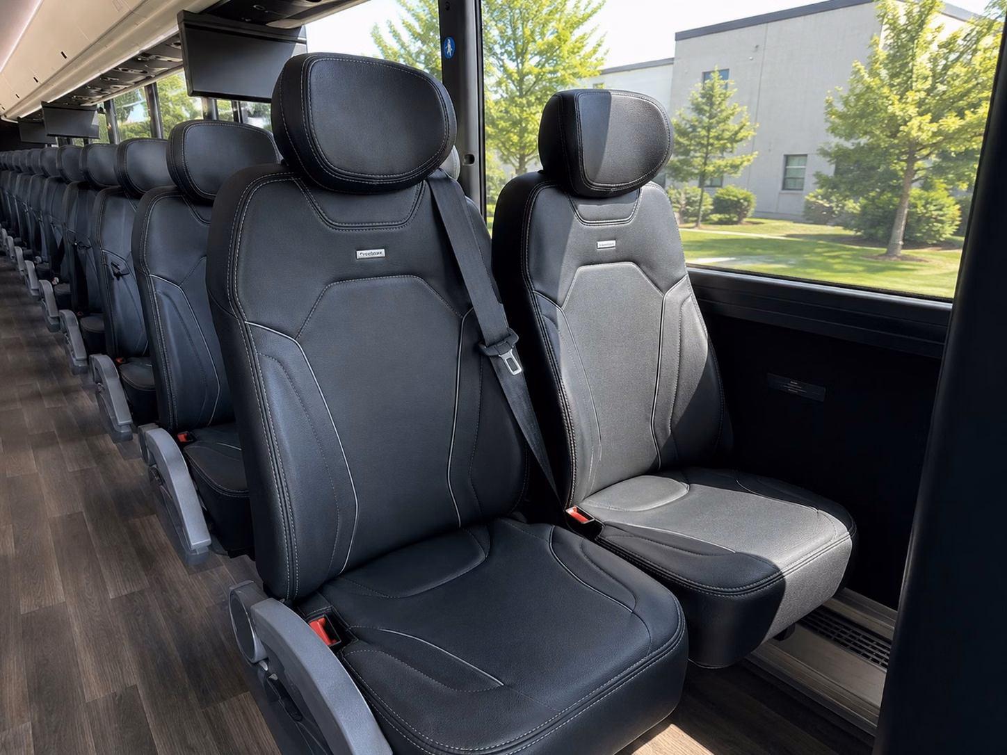 shuttle your guests between jackson s most beloved wedding venues without the parking headache